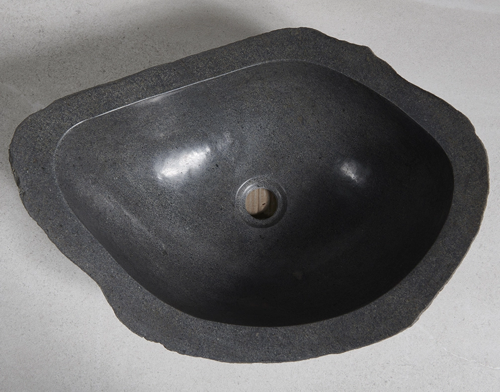 раковина из речного камня 52х39х21