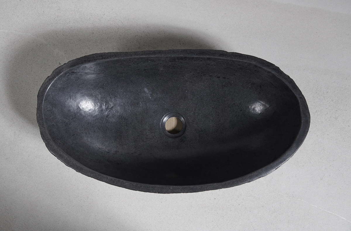 раковина из речного камня 59x30x15