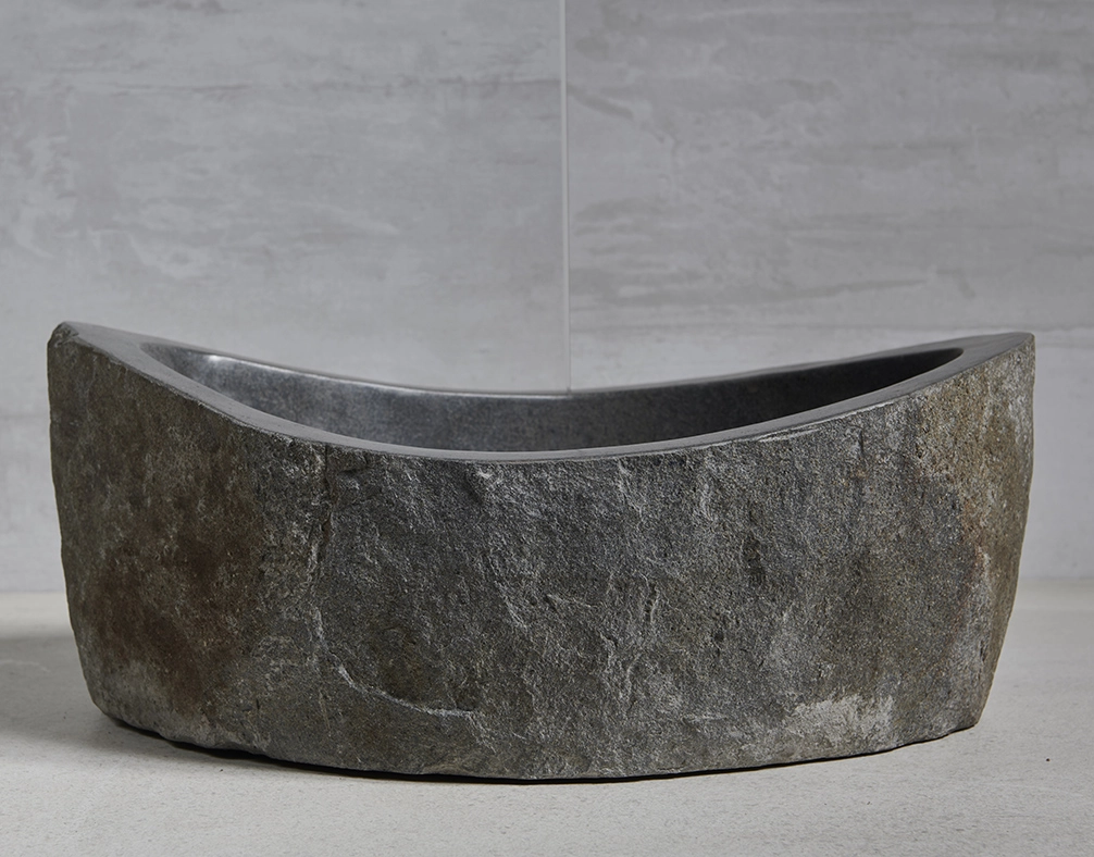 раковина из речного камня 52х39х21