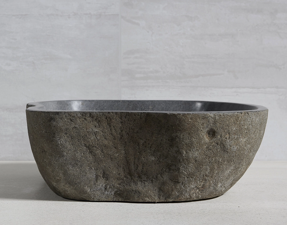 раковина из речного камня 45x45x15