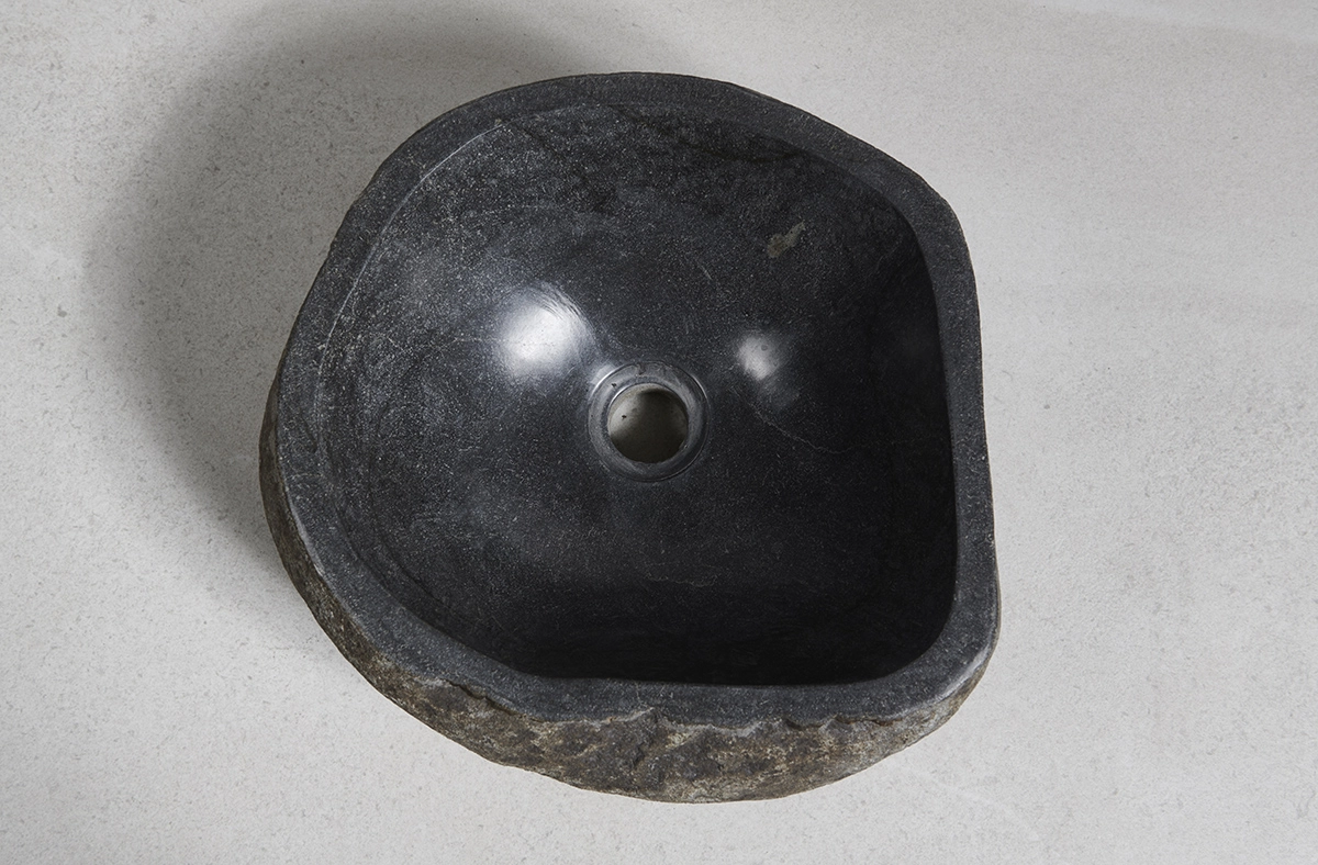 раковина из речного камня 36x34x15