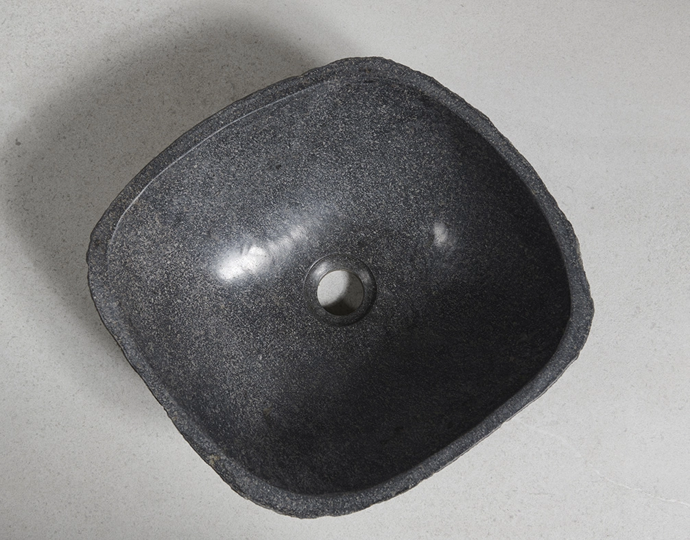 раковина из речного камня 40x37x14