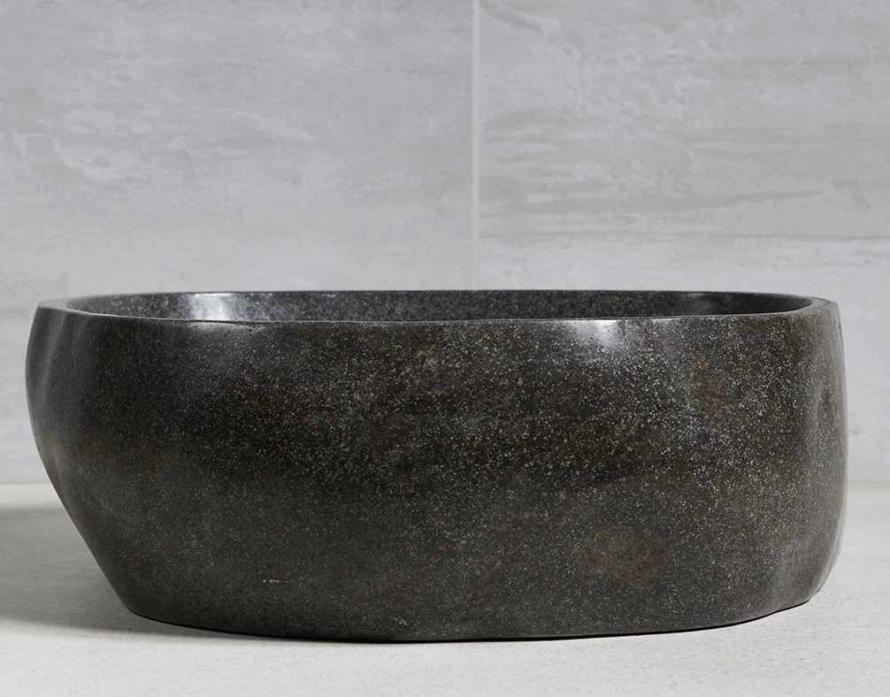 раковина из речного камня 45x43x15