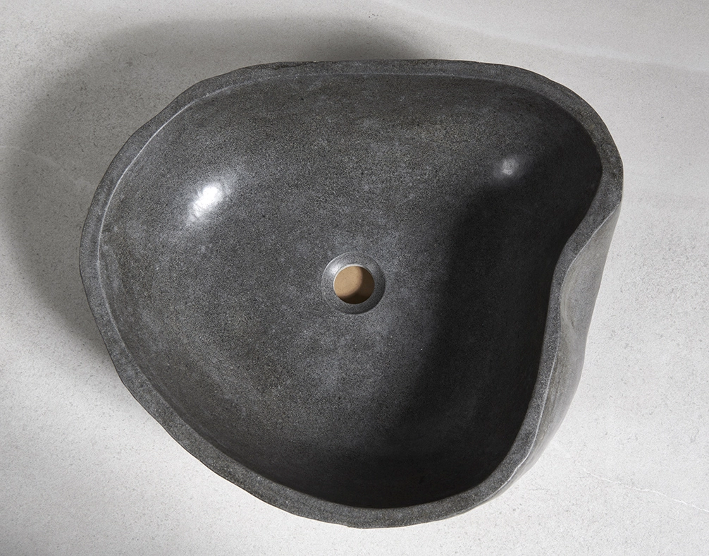 раковина из речного камня 53x43x15