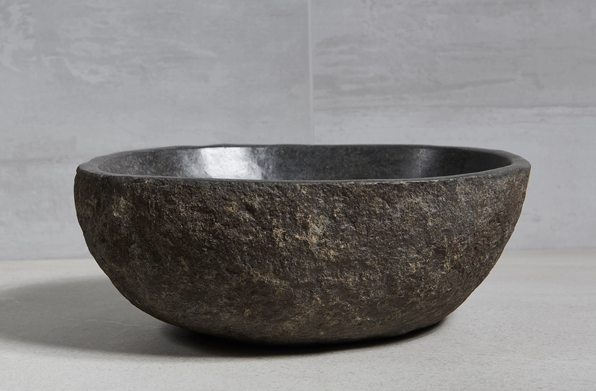 раковина из речного камня 41x35x15