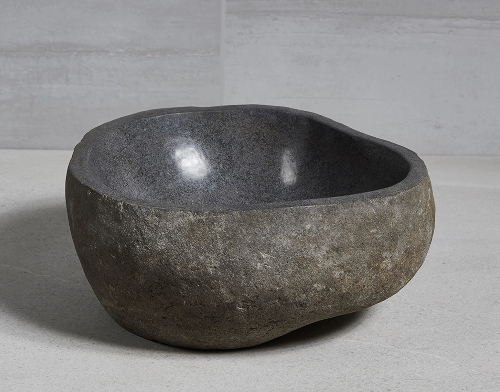 раковина из речного камня 35x35x15