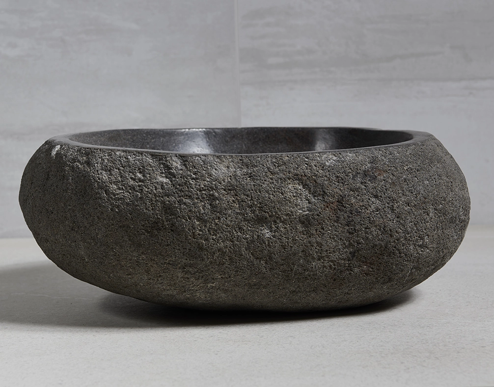 раковина из речного камня 38x34x15