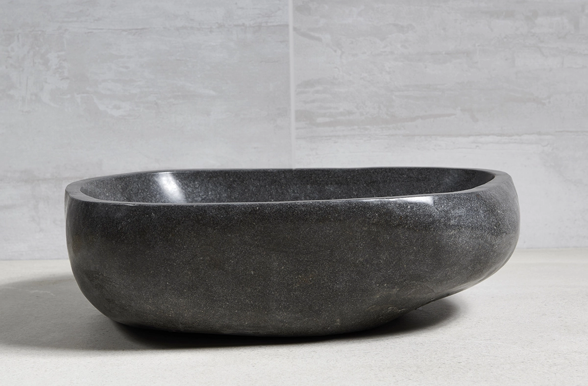 раковина из речного камня 53x43x15