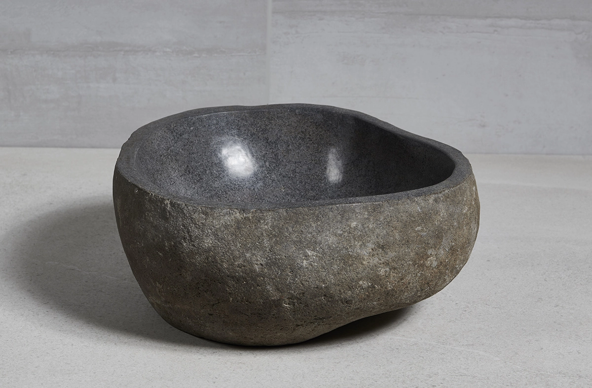 раковина из речного камня 35x35x15