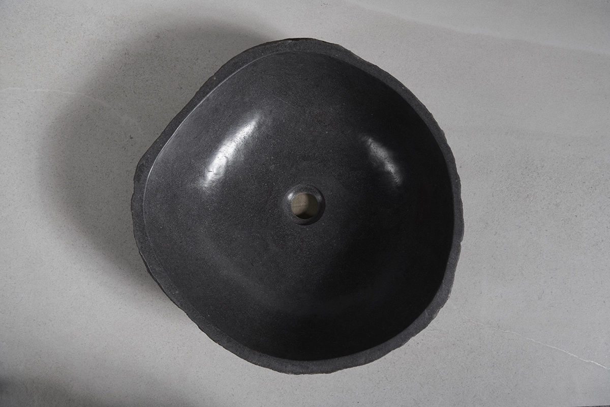 раковина из речного камня 46x46x15