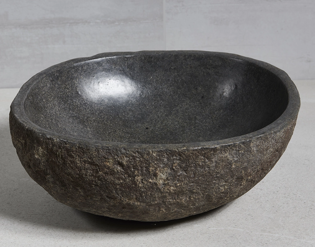 раковина из речного камня 41x35x15